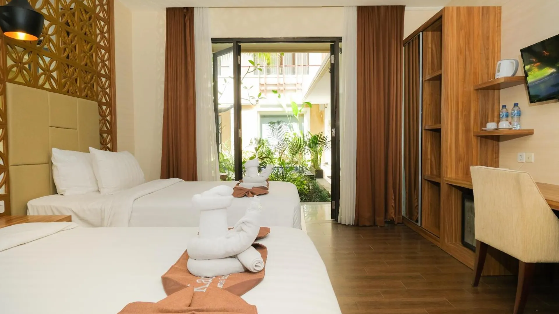 Swiss-Belinn Seminyak מלון סמיניאק